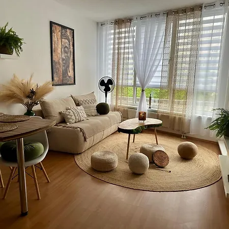 Bali S Parkovacim Mistem V Centru Mesta