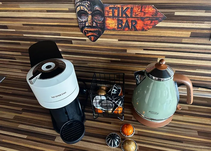 Bali S Parkovacim Mistem V Centru Mesta Lägenhet